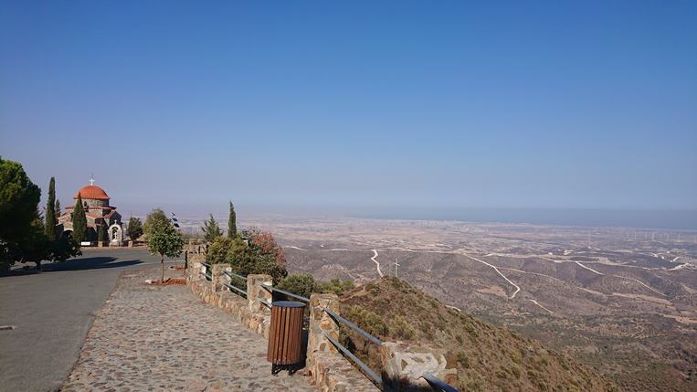 Монастырь в горах