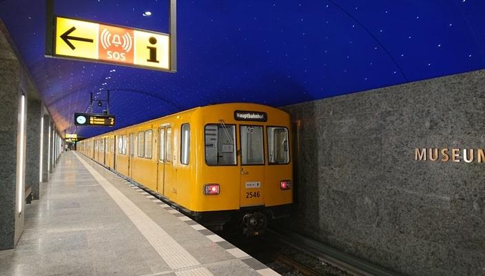 Станция метро в Берлине