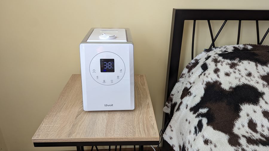 Зволожувач повітря у подарунок жінці